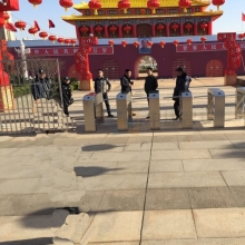 南昌新建縣望城區(qū)政府新年燈展電子檢票系統三輥閘